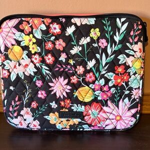 Vera Bradley Black Floral Quilted Sleeve